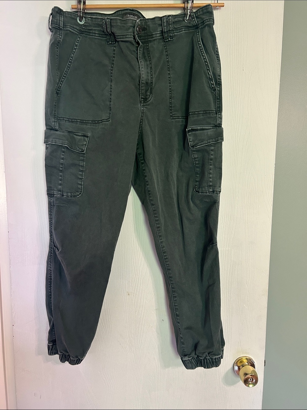 torrid Dark Green Cargo Ankle Jogger Pants